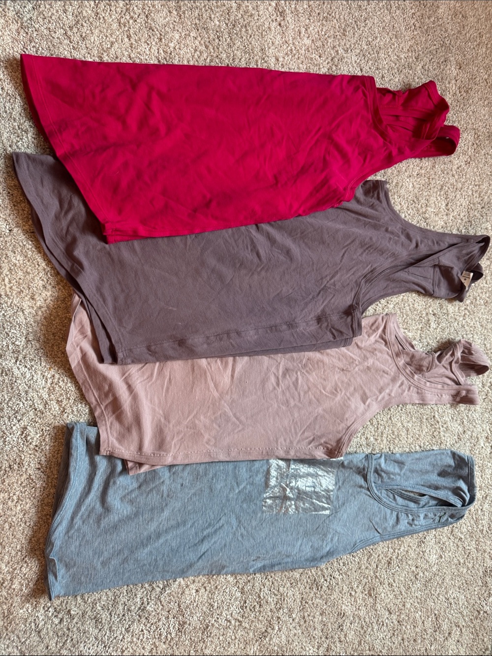 Lululemon tank bundle 4/6